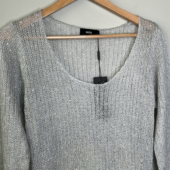 Uniq Chaser Silver Knit Sweater with Keyhole Back Size Large NWT! - Picture 2 of 7